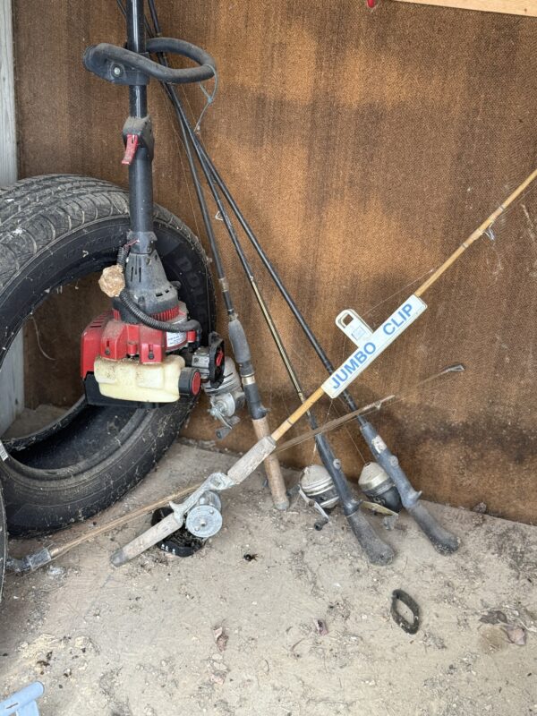 LIVE AUCTION - FURNISHINGS - DECOR - TOOLS - SHOP ITEMS