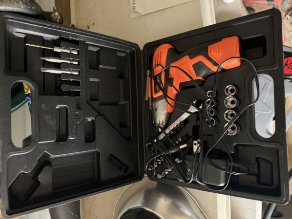 LIVE AUCTION - FURNISHINGS - DECOR - TOOLS - SHOP ITEMS