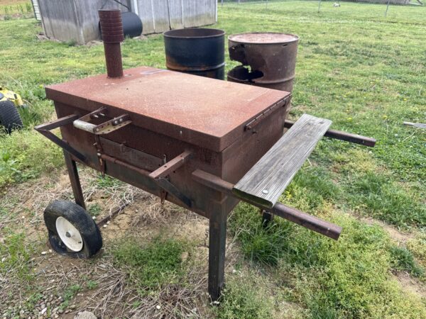 LIVE AUCTION - FURNISHINGS - DECOR - TOOLS - SHOP ITEMS