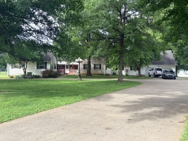 REAL ESTATE PORTFOLIO LIQUIDATION - 20 INVESTMENT PROPERTIES