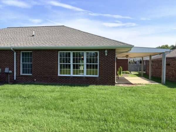 IMG_4244 BEAUTIFUL BRICK ONE LEVEL HOME