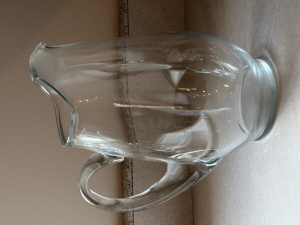 COLLECTIBLES & ANTIQUES