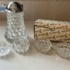 COLLECTIBLES & ANTIQUES