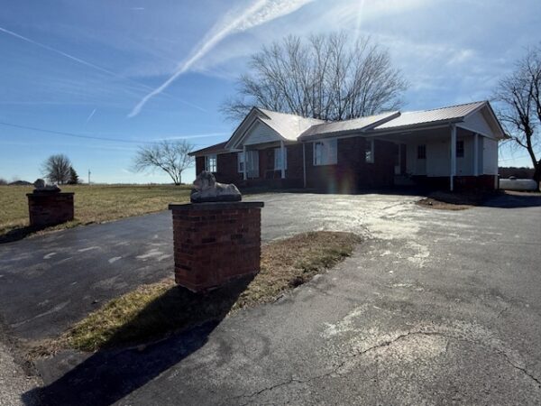 3 BEDROOM BRICK HOME ON 1.49+/- ACRE LOT