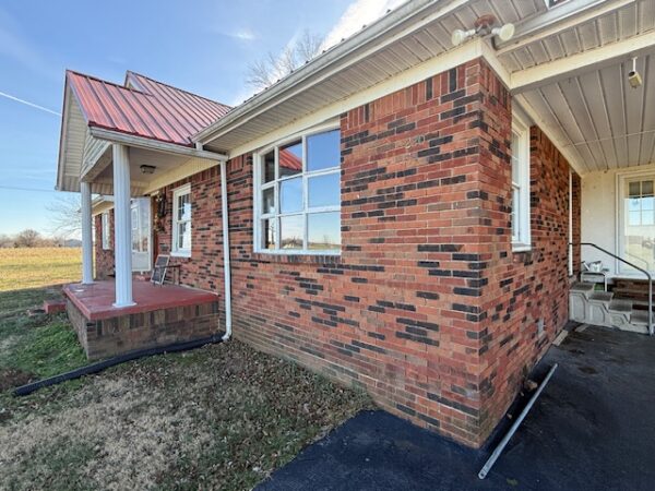 3 BEDROOM BRICK HOME ON 1.49+/- ACRE LOT