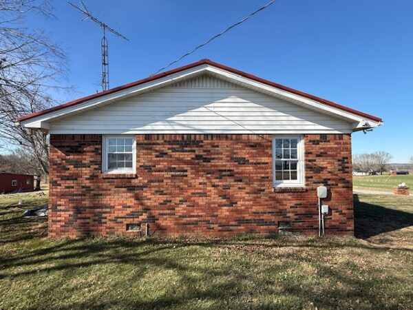 3 BEDROOM BRICK HOME ON 1.49+/- ACRE LOT