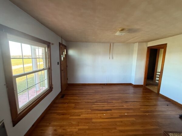3 BEDROOM BRICK HOME ON 1.49+/- ACRE LOT