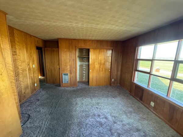 3 BEDROOM BRICK HOME ON 1.49+/- ACRE LOT
