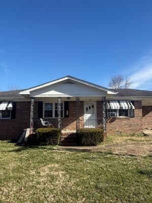 NICE 3 BEDROOM BRICK HOME