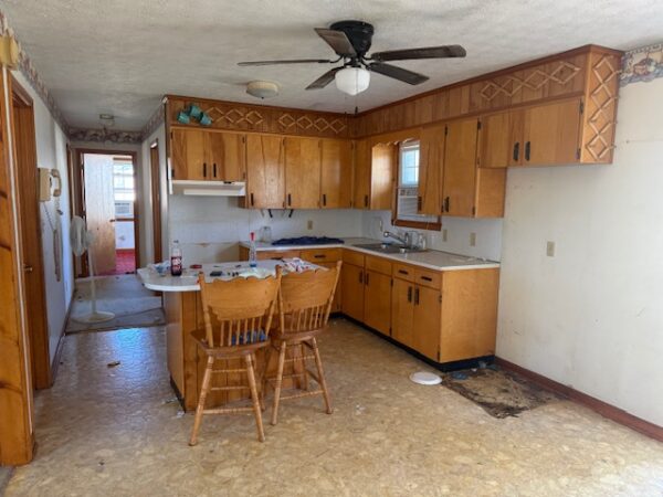 NICE 3 BEDROOM BRICK HOME