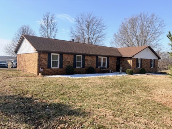 IMG_9546 BEAUTIFUL BRICK HOME ON .81+/- ACRE LOT