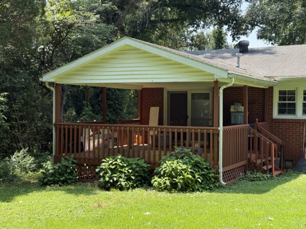 NICE 3-BEDROOM BRICK HOME