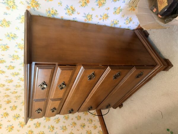 IMG_6160 HOME FURNISHINGS - ANTIQUES - COLLECTIBLES