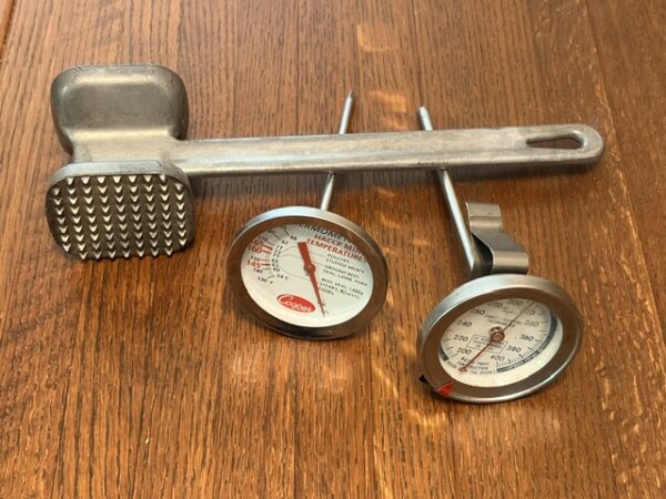 IMG_6500 HOME FURNISHINGS - ANTIQUES - COLLECTIBLES