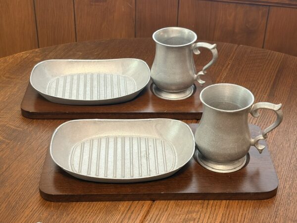 IMG_6568 HOME FURNISHINGS - ANTIQUES - COLLECTIBLES