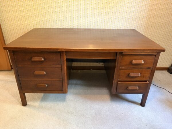 IMG_7046 HOME FURNISHINGS - ANTIQUES - COLLECTIBLES