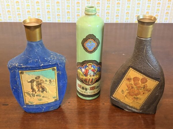 IMG_7235 HOME FURNISHINGS - ANTIQUES - COLLECTIBLES