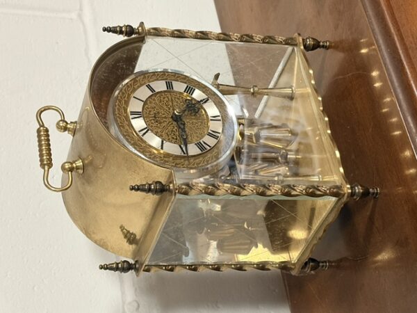 IMG_7365 HOME FURNISHINGS - ANTIQUES - COLLECTIBLES