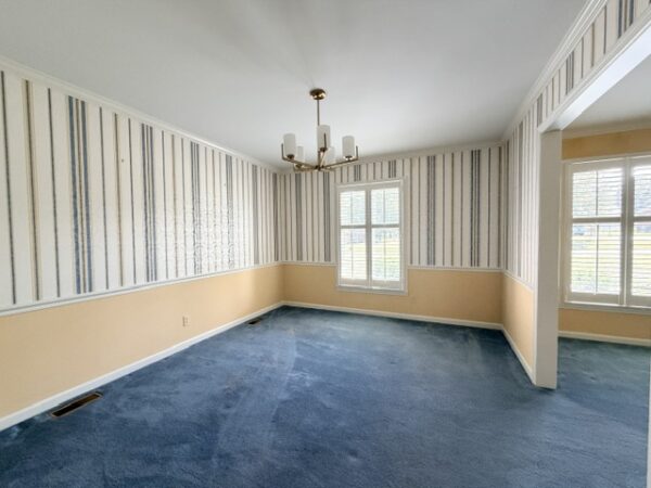 SPRAWLING 5 BEDROOM HOME WITH BASEMENT