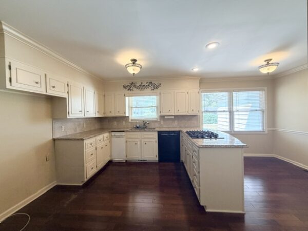 SPRAWLING 5 BEDROOM HOME WITH BASEMENT