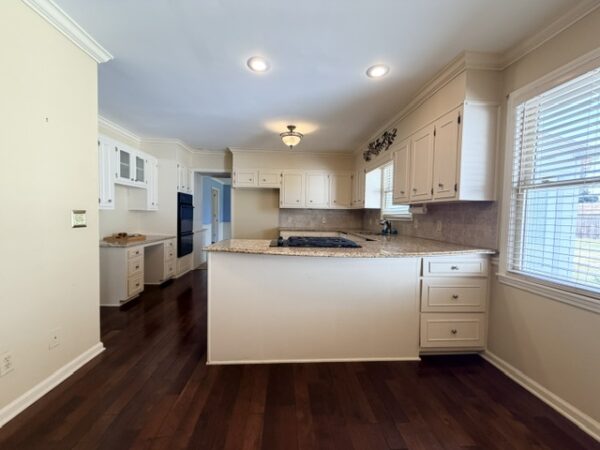 SPRAWLING 5 BEDROOM HOME WITH BASEMENT