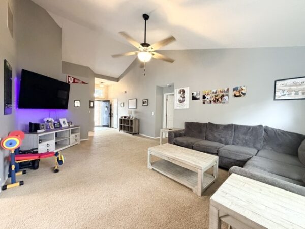 1122 Landing Meadows Dr., Henderson, KY