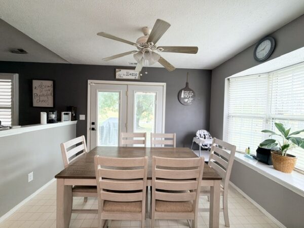 1122 Landing Meadows Dr., Henderson, KY