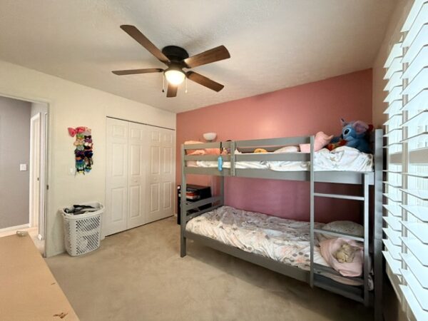 1122 Landing Meadows Dr., Henderson, KY