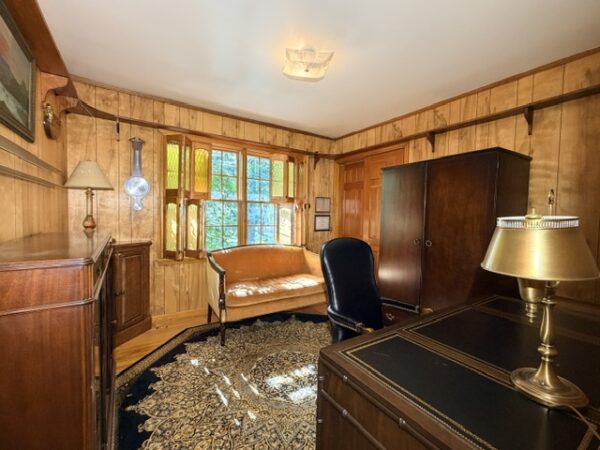 IMG_2695 NICE 4 BEDROOM HOME ON LARGE LOT - MADISONVILLE, KY