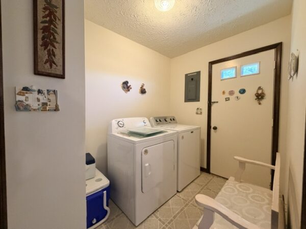 IMG_0698 NICE 3 BEDROOM HOME WITH POLE BARNS ON 1.79+/- ACRES