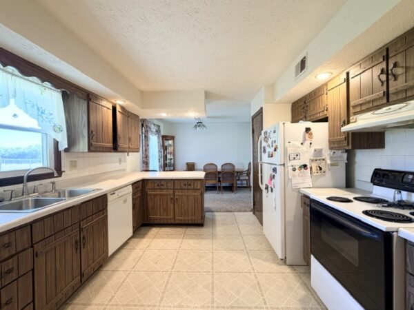IMG_0757 NICE 3 BEDROOM HOME WITH POLE BARNS ON 1.79+/- ACRES