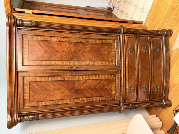 IMG_2794 HUGE HIGH-QUALITY ESTATE AUCTION