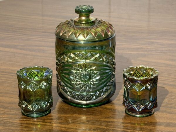 LARGE COLLECTION OF ANTIQUES, GLASSWARE & COLLECTIBLES