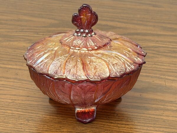 LARGE COLLECTION OF ANTIQUES, GLASSWARE & COLLECTIBLES