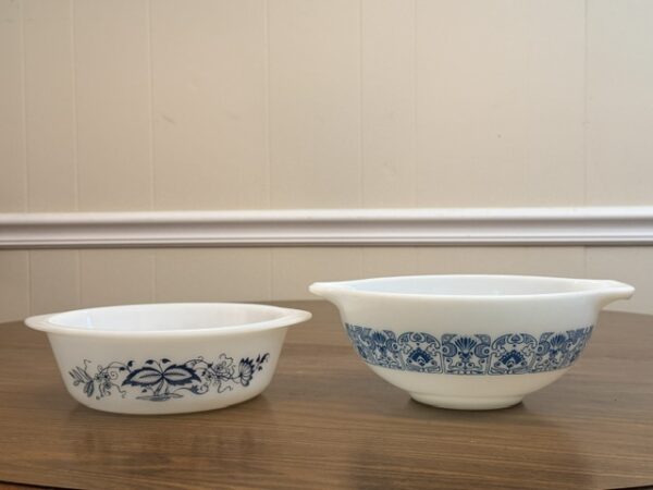 LARGE COLLECTION OF ANTIQUES, GLASSWARE & COLLECTIBLES