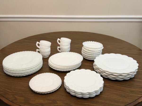 LARGE COLLECTION OF ANTIQUES, GLASSWARE & COLLECTIBLES