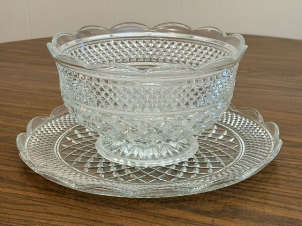 LARGE COLLECTION OF ANTIQUES, GLASSWARE & COLLECTIBLES