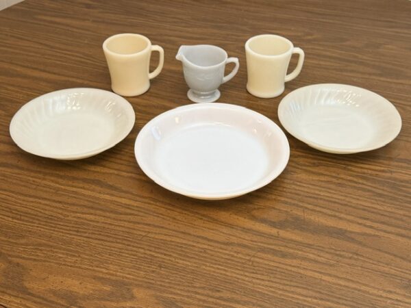 LARGE COLLECTION OF ANTIQUES, GLASSWARE & COLLECTIBLES