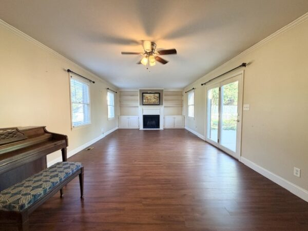 307 Tartan Dr., Henderson, KY
