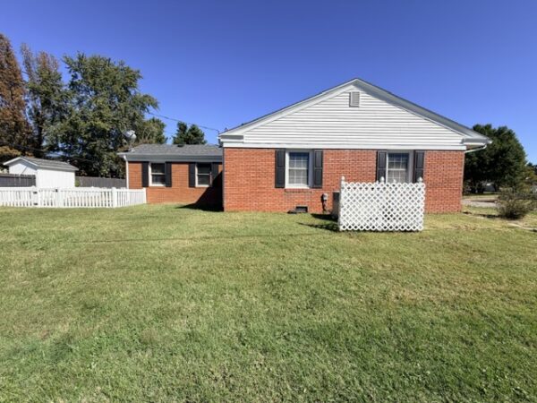 307 Tartan Dr., Henderson, KY