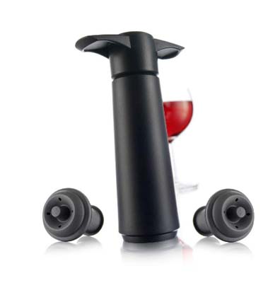 WINE SAVER PUMP W 2 BOTTLE STOPPERS