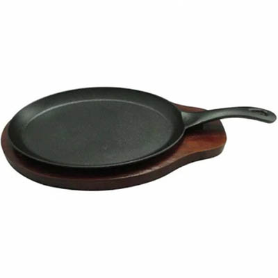 SKILLET CAST IRON 7.75"X15.5"W/WOOD UNDE