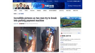 
Incredible pictures as two men try to break into parking ...  
