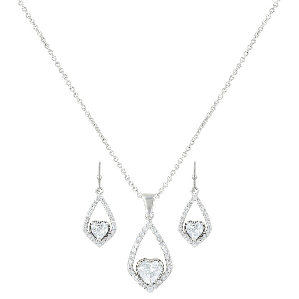 Hearts on a Swing Jewelry Set