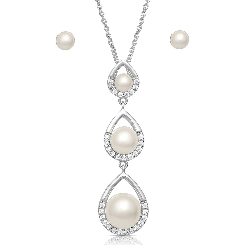 Perfect Pearl Teardrop Jewelry Set