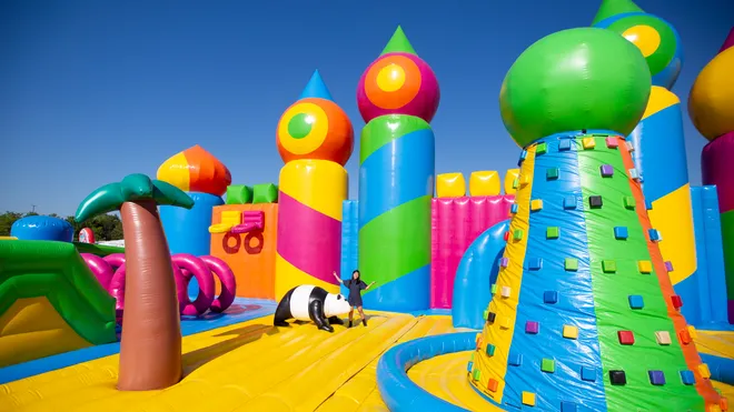 Bounce House 