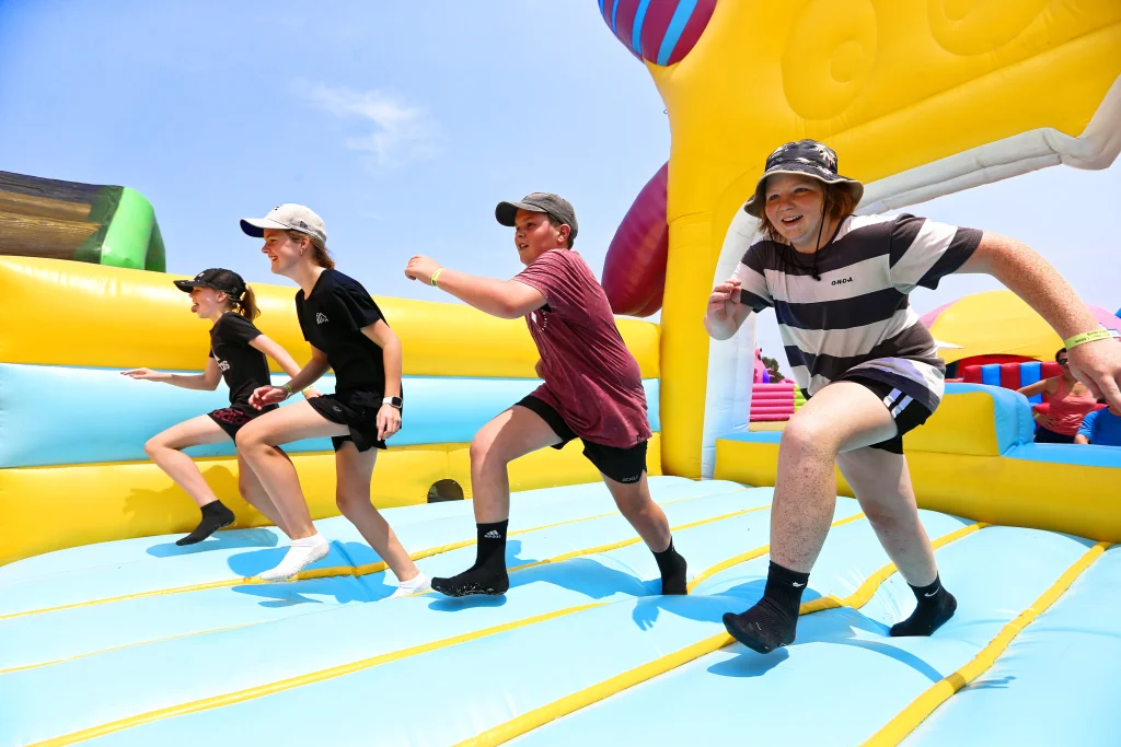 bounce house 
