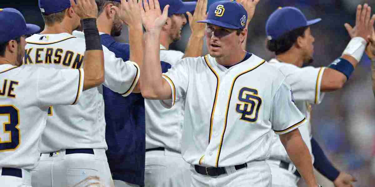 Machado as well as Musgrove power the Padres to series-clinching 5-4 win over MLB-leading Rays