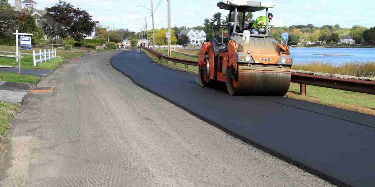 Commercial Concrete Contractor: Expert Concrete Solutions for Business and Industrial Projects