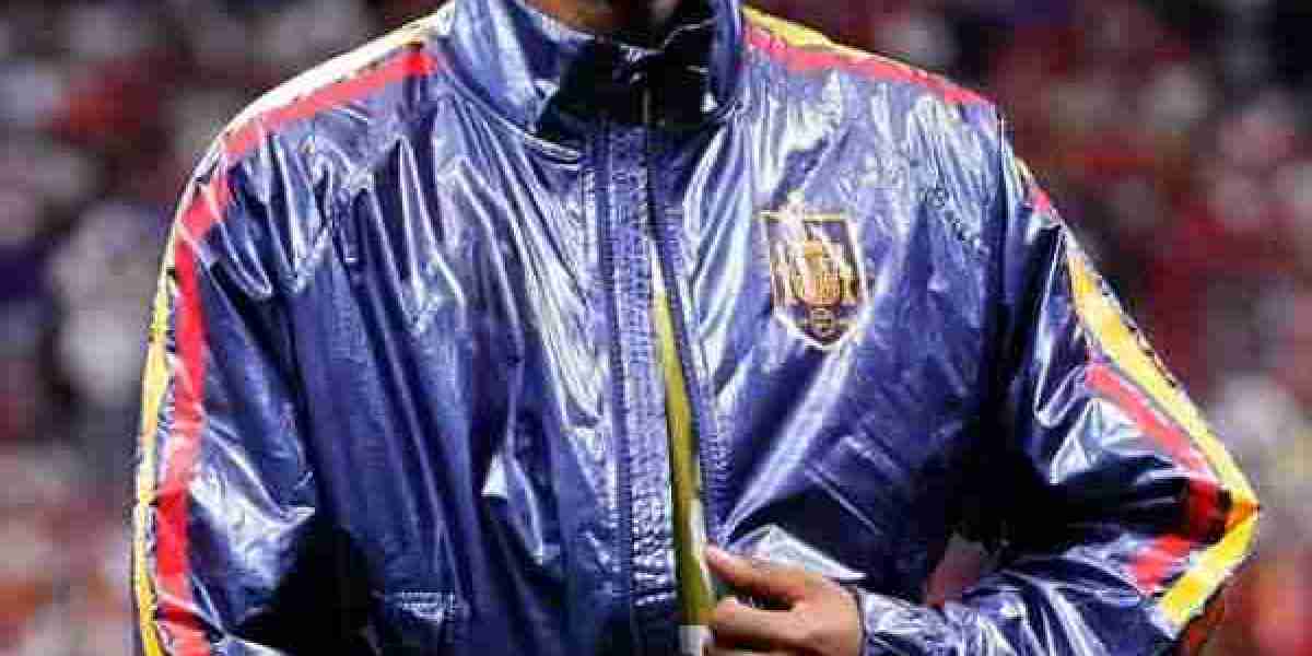 Spain World Cup 2026 Climacool Pre-Match Jacket: Wear the Champions' Gear